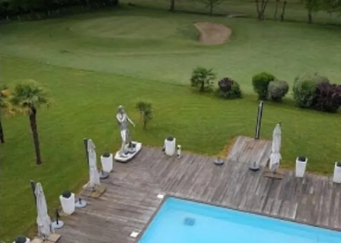 Отель Du Golf Le 2*