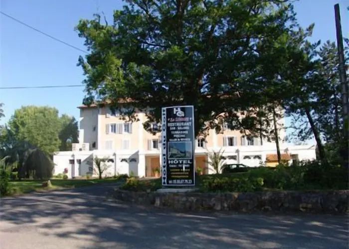 Du Golf Le Отель