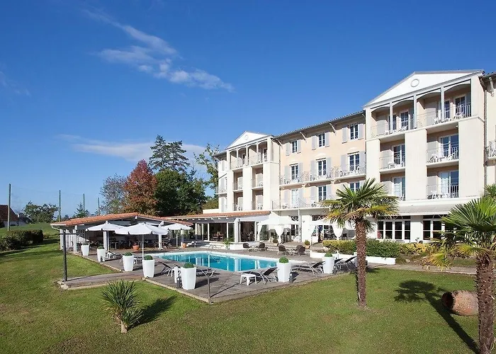 Du Golf Le 2* Сали-де-Беарн